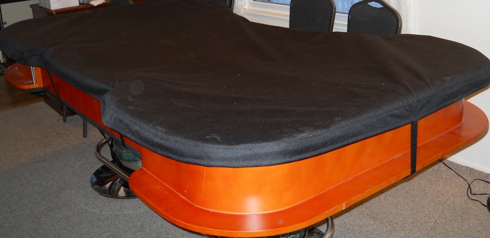 Custom table cover 